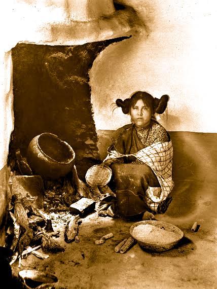 Femme préparant du maïs, James George Wharton, 1898 © University of Southern California