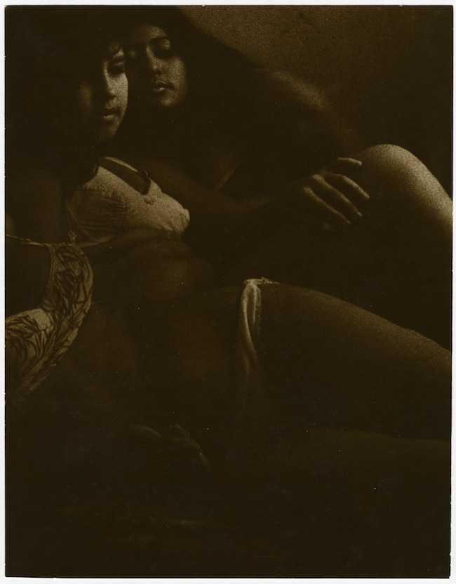 Fernell Franco Série Prostitutas, 1970-1972 Tirage gélatino-argentique, 30,5 x 23,5 cm Tirage d’époque Collection Leticia et Stanislas Poniatowki © Fernell Franco Courtesy Fundación Fernell Franco Cali / Toluca Fine Art, Paris