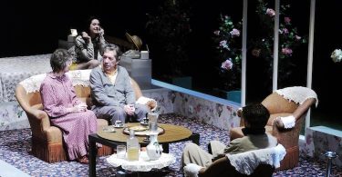 Martin Crimp , Probablement les Bahamas