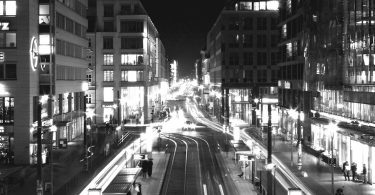 Felix Denk et Sven von Thülen, Der Klang der Familie. Berlin, la techno et la chute du Mur