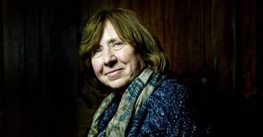 Svetlana Alexievitch : orchestrer des voix changeantes Dossier Enquêtes En attendant Nadeau