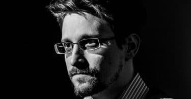 Edward Snowden, Mémoires vives