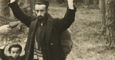 Audrey Kichelewski, Judith Lyon-Caen, Jean-Charles Szurek, Annette Wieviorka (dir.), Les Polonais et la Shoah. Une nouvelle école historique