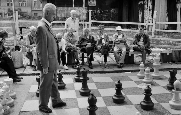 La vie rêvée du joueur d’échecs, de Denis Grozdanovitch : fous d'échecs