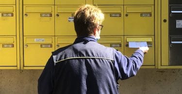 Le caché de la poste, de Nicolas Jounin : la tournée du sociologue