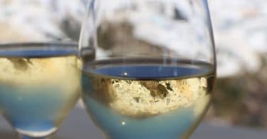 Blanc de blancs : quand Simenon, Duras et Goethe parlent du vin
