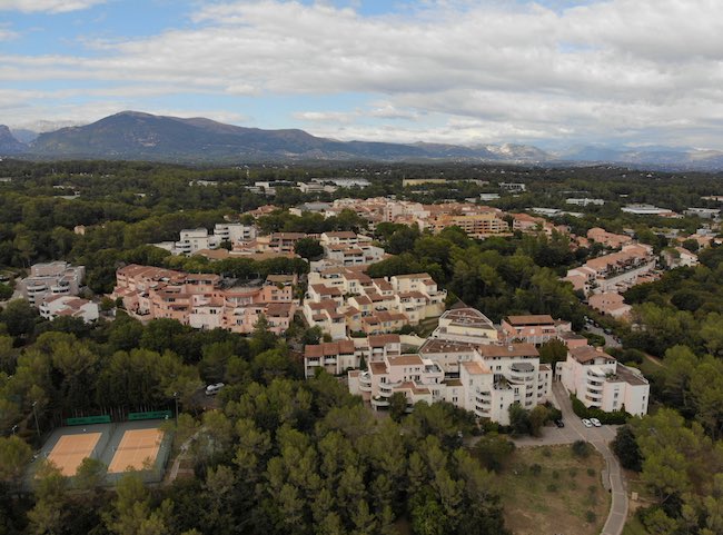 Antipolis, de Nina Leger : naissance d'un non-lieu