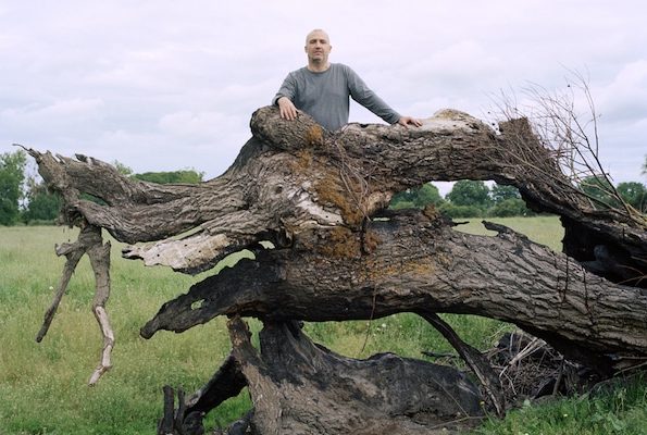 « J'écris comme un enfant joue » : entretien avec Marc Graciano Shamane