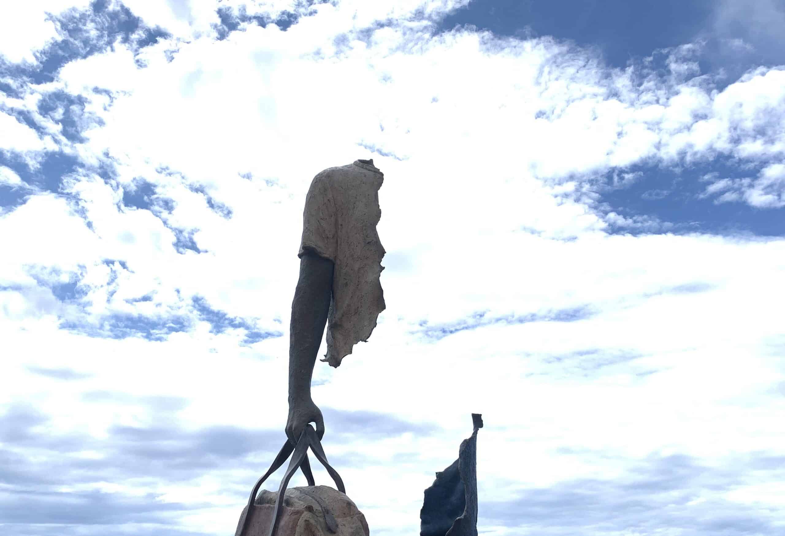 Léon Arega, A l'essai