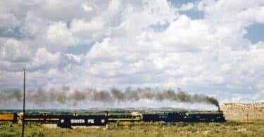 Santa Fe train OUest