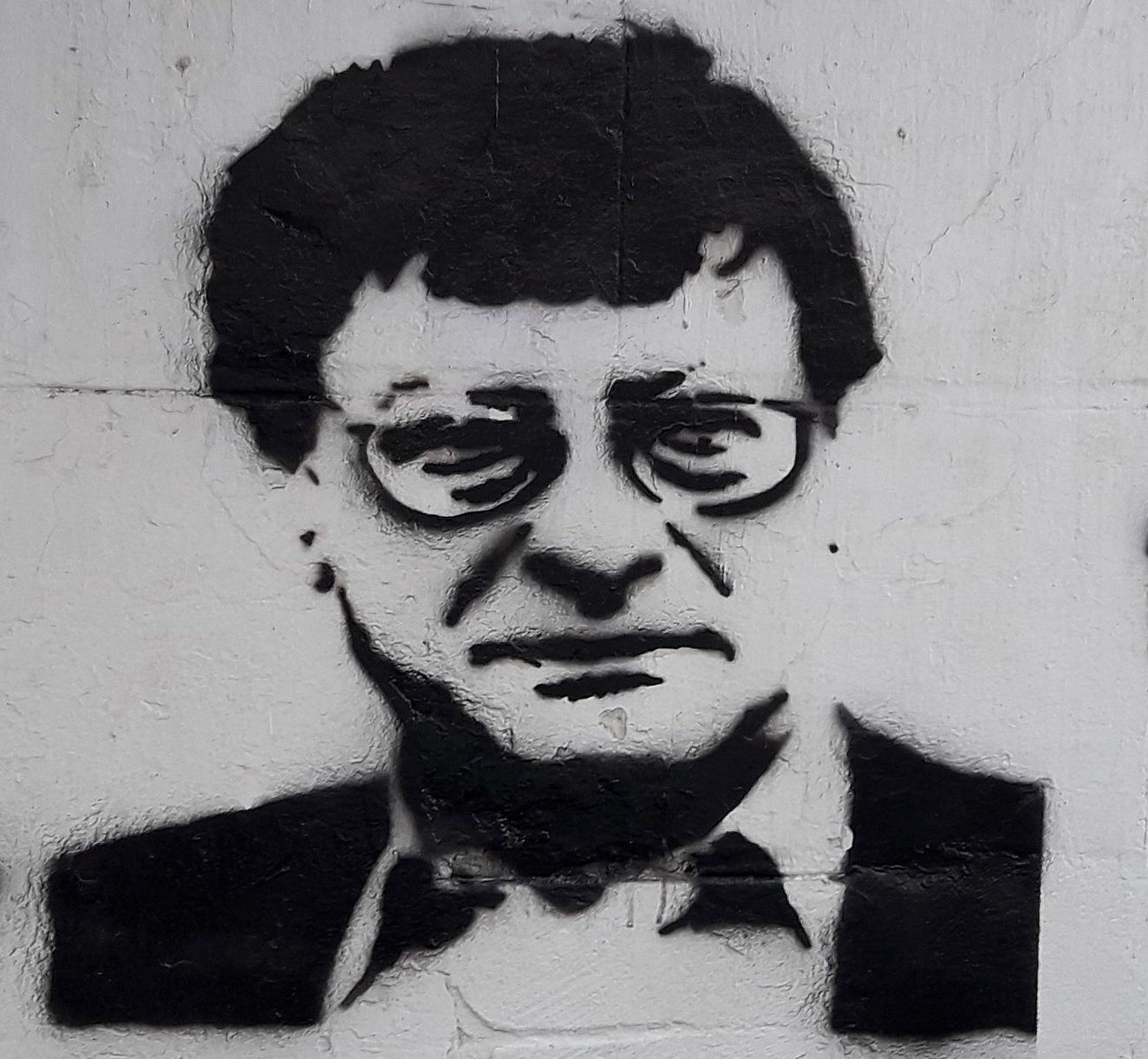 Et la terre se transmet comme la langue Mahmoud Darwich