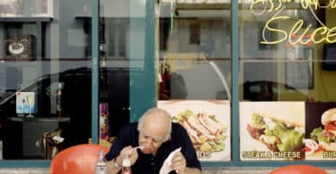 Guillaume Coudray, De l’essence dans nos assiettes. Enquête sur un secret bien huilé