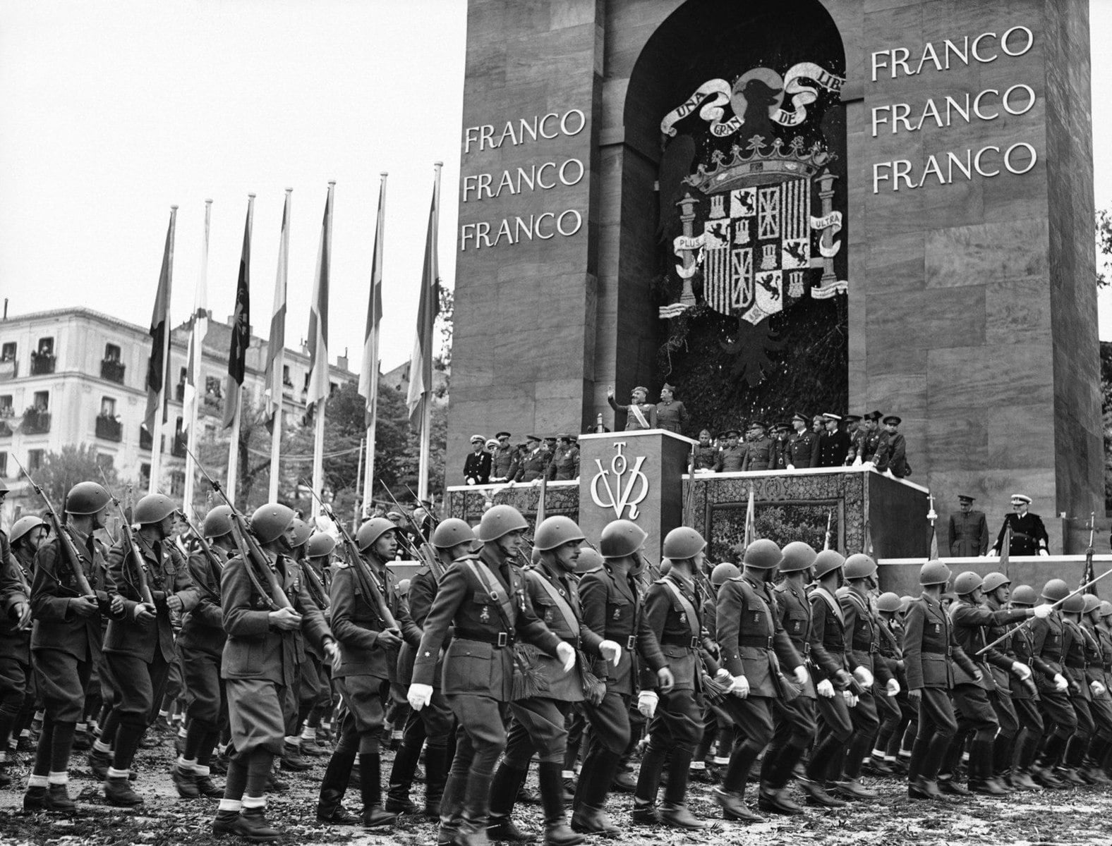 Stéphane Michonneau, Franco. Le Temps et la Légende