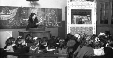 Fabienne Montmasson-Michel / Petite histoire de la maternelle