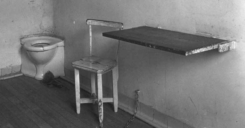 Elsa Génard, Sous les verrous. Une histoire sociale de la prison (France, premier XXe siècle), Paris, Éditions de l'EHESS. Alphonse Humbert, Mon bagne