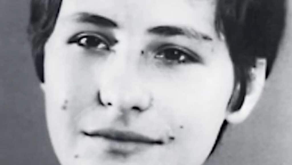 Christine Pawlowska | Écarlate. Préface de Blandine Rinkel. Éditions du sous-sol, 112 p., 13 € Pierre Boisson | Flamme, volcan, tempête. Un portrait de Christine Pawlowska