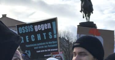 Charlotte Gneuss Les jours heureux de l’enfance. Traduit de l’allemand par Rose Labourie. Les Argonautes. Roman, 2026, 256 pages, 21€ Nicolas Offenstadt Histoire globale de la RDA, Tallandier, 2026. 550 pages, avec un bel index