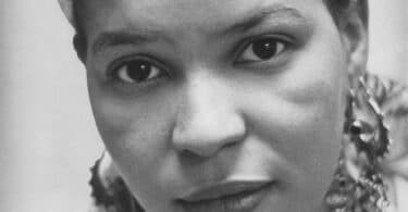 Ntozake Shange, Aux filles de couleur qui ont déjà pensé au suicide / quand l’arc-en-ciel est sufizan