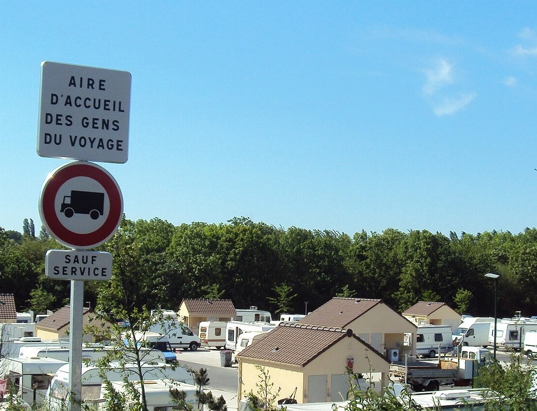 Voleurs de poules ! Combattre l’antitsiganisme de Ritchy Thibault